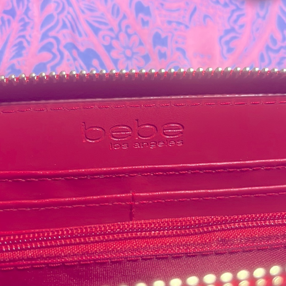Bebe Los Ángeles Red Wallet - Picture 5 of 5